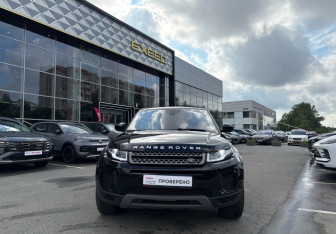 Подержанный автомобиль Land Rover Range Rover Evoque 2017 года (2 фото)