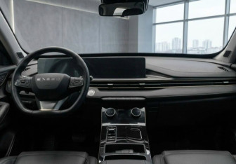 Подержанный автомобиль Exeed LX 2023 года (12 фото)