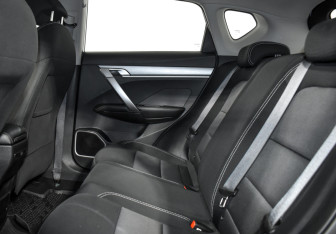 Подержанный автомобиль Geely Coolray 2021 года (12 фото)