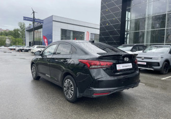 Подержанный автомобиль Hyundai Solaris Sedan 2020 года (7 фото)