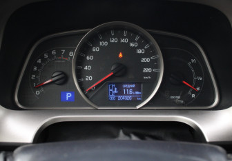 Подержанный автомобиль Toyota RAV4 2014 года (19 фото)