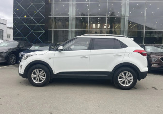 Подержанный автомобиль Hyundai Creta 2017 года (8 фото)