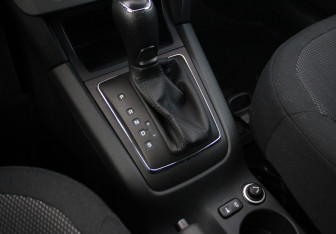 Подержанный автомобиль Skoda Yeti 2014 года (12 фото)