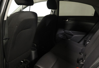 Подержанный автомобиль Hyundai Solaris Sedan 2019 года (14 фото)