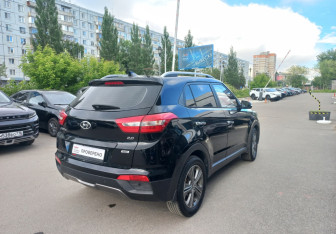 Подержанный автомобиль Hyundai Creta 2016 года (5 фото)