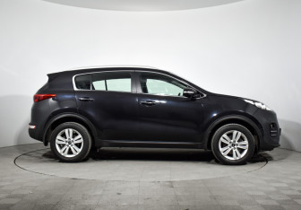 Подержанный автомобиль Kia Sportage 2018 года (4 фото)