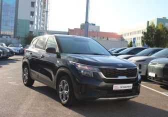 Подержанный автомобиль Kia Seltos 2021 года (5 фото)