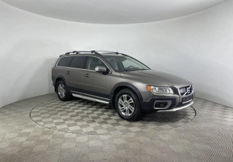 Подержанный автомобиль Volvo XC70 2011 года (2 фото)