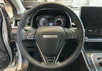 Подержанный автомобиль Haval M6 2023 года (11 фото)