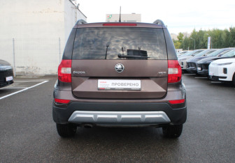 Подержанный автомобиль Skoda Yeti 2014 года (5 фото)
