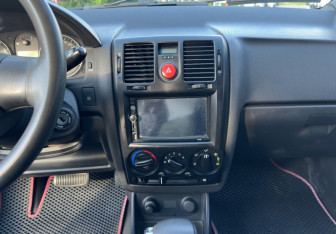 Подержанный автомобиль Hyundai Getz 2007 года (13 фото)