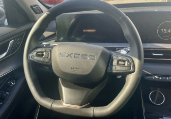 Подержанный автомобиль Exeed LX 2024 года (10 фото)