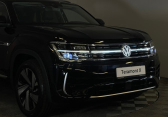 Новый Volkswagen Teramont 2025 (11 фото)