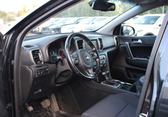 Подержанный автомобиль Kia Sportage 2018 года (7 фото)