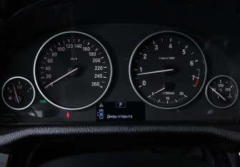 Подержанный автомобиль BMW X3 2014 года (19 фото)