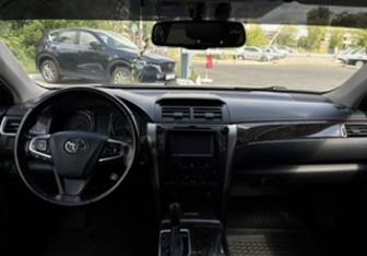 Подержанный автомобиль Toyota Camry Sedan 2016 года (11 фото)
