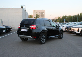 Подержанный автомобиль Nissan Terrano 2018 года (2 фото)