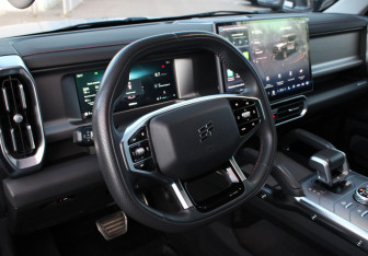 Подержанный автомобиль Jetour T2 2024 года (7 фото)