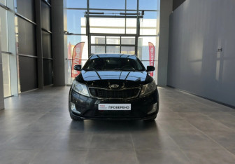 Подержанный автомобиль Kia Rio Hatchback 2012 года (2 фото)