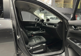 Подержанный автомобиль Mazda CX-5 2019 года (9 фото)