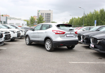 Подержанный автомобиль Nissan Qashqai 2018 года (6 фото)