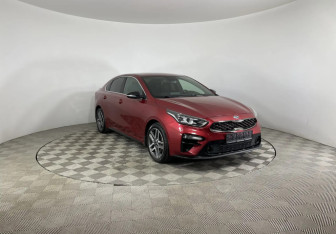 Подержанный автомобиль Kia Cerato Sedan 2020 года (3 фото)