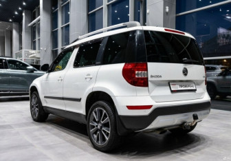 Подержанный автомобиль Skoda Yeti 2017 года (6 фото)