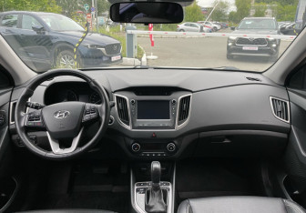Подержанный автомобиль Hyundai Creta 2018 года (11 фото)