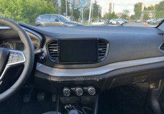 Подержанный автомобиль LADA (ВАЗ) Vesta Sedan 2023 года (11 фото)