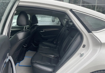 Подержанный автомобиль Hyundai i40 Sedan 2013 года (11 фото)
