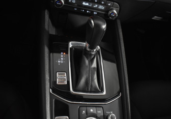 Подержанный автомобиль Mazda CX-5 2019 года (18 фото)