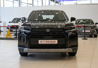 Новый Toyota RAV4 2025 (2 фото)