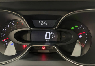 Подержанный автомобиль Renault Kaptur 2018 года (11 фото)