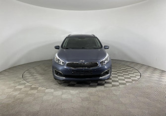 Подержанный автомобиль Kia Ceed Wagon 2018 года (2 фото)