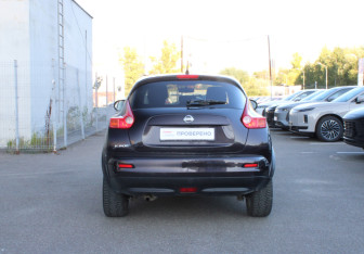 Подержанный автомобиль Nissan Juke 2012 года (4 фото)