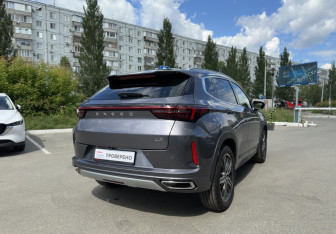 Подержанный автомобиль Exeed LX 2024 года (7 фото)