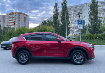 Подержанный автомобиль Mazda CX-5 2017 года (4 фото)