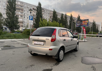Подержанный автомобиль LADA (ВАЗ) Kalina Hatchback 2010 года (5 фото)