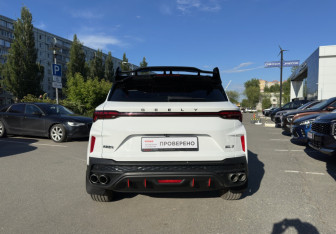 Подержанный автомобиль Geely Coolray 2024 года (6 фото)