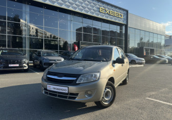 Подержанный автомобиль LADA (ВАЗ) Granta Sedan 2012 года (1 фото)