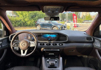 Подержанный автомобиль Mercedes-Benz GLE 2019 года (11 фото)
