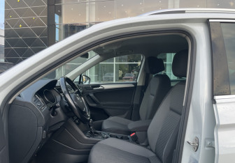 Подержанный автомобиль Volkswagen Tiguan 2018 года (9 фото)