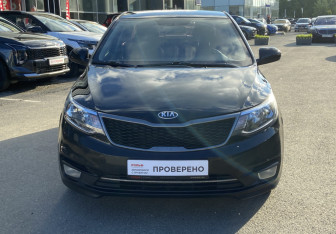 Подержанный автомобиль Kia Rio Sedan 2017 года (2 фото)