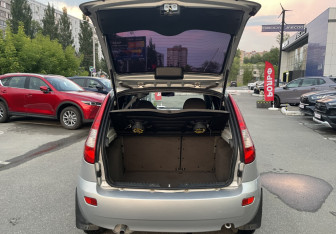 Подержанный автомобиль LADA (ВАЗ) Kalina Hatchback 2010 года (17 фото)