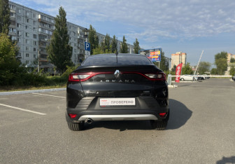 Подержанный автомобиль Renault Arkana 2019 года (6 фото)