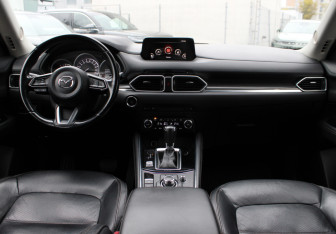 Подержанный автомобиль Mazda CX-5 2018 года (9 фото)
