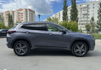 Подержанный автомобиль Exeed LX 2024 года (8 фото)