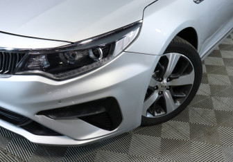 Подержанный автомобиль Kia Optima Sedan 2019 года (10 фото)