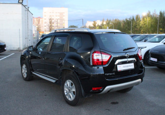 Подержанный автомобиль Nissan Terrano 2019 года (6 фото)