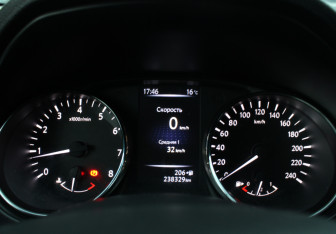 Подержанный автомобиль Nissan Qashqai 2018 года (19 фото)